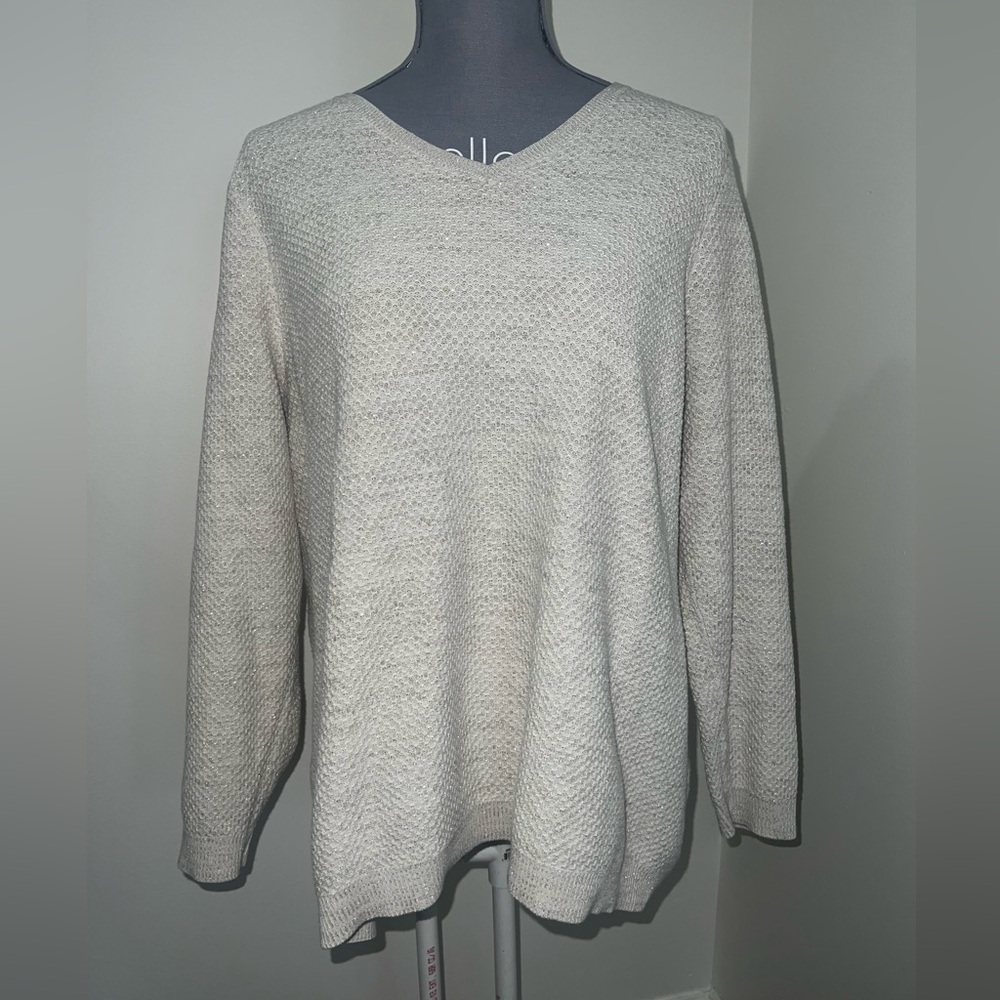 Croft & Barrow Cream V-Neck Sweater Soft Knit